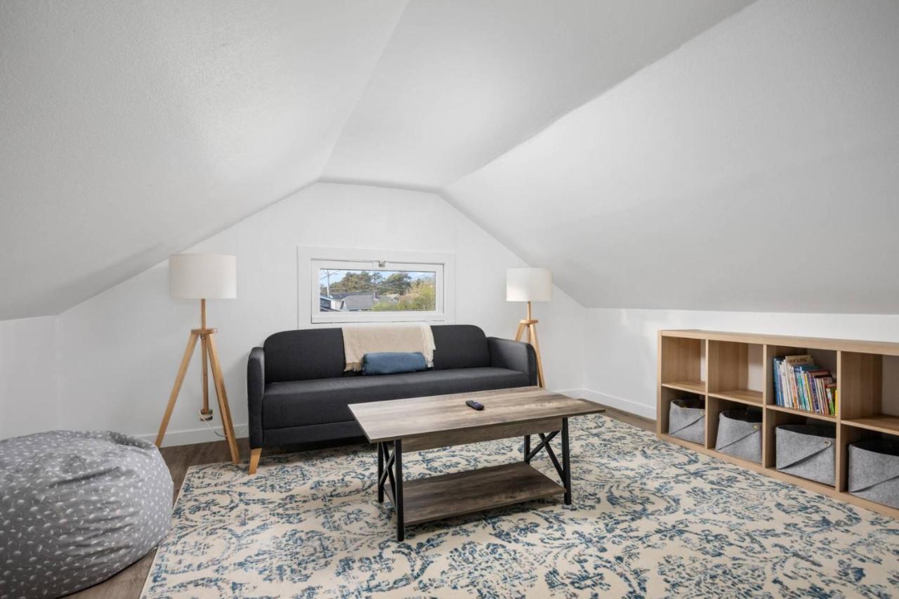 Ocean Rogue Inn Unit 12 Rockaway Beach Bagian luar foto
